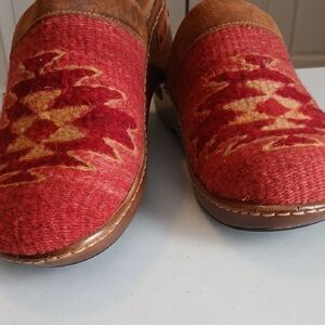 Born Red and Brown Geometric Clogs